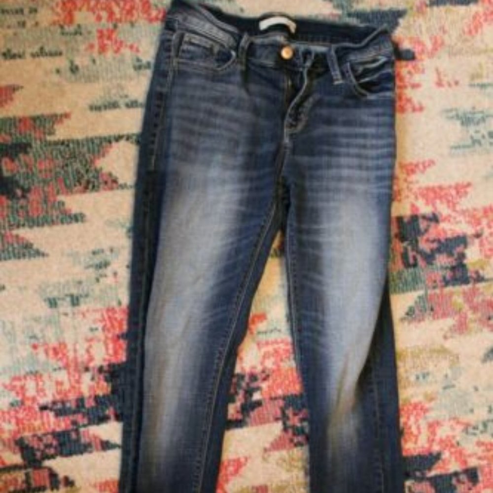 Size Type: Regular Pattern: Solid Department: Men… - image 1